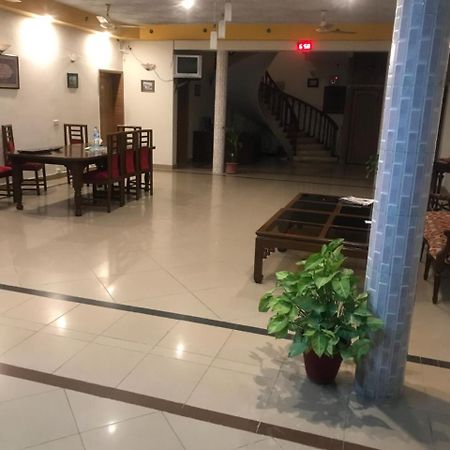 New Shelton Guest House Islamabad Exterior foto