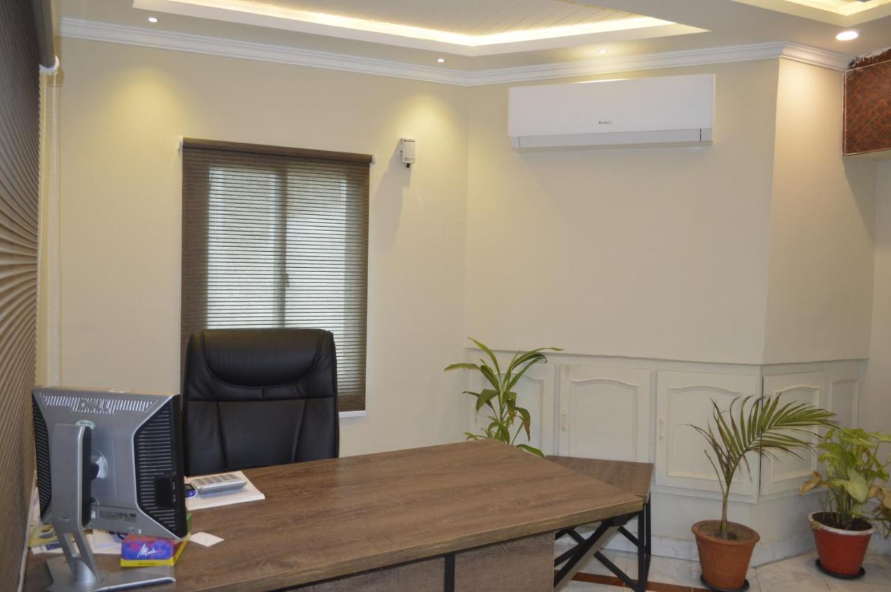New Shelton Guest House Islamabad Exterior foto