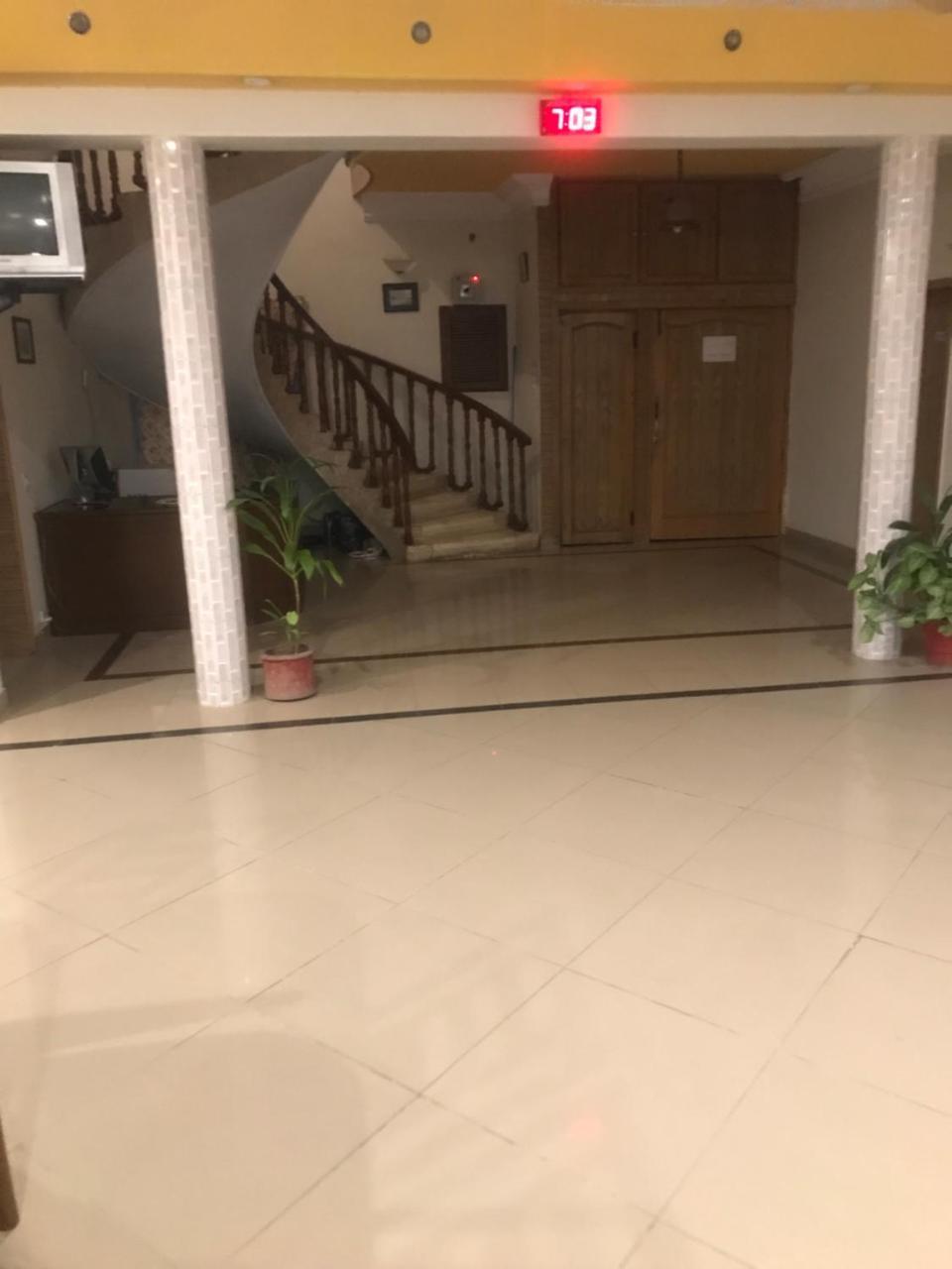 New Shelton Guest House Islamabad Exterior foto