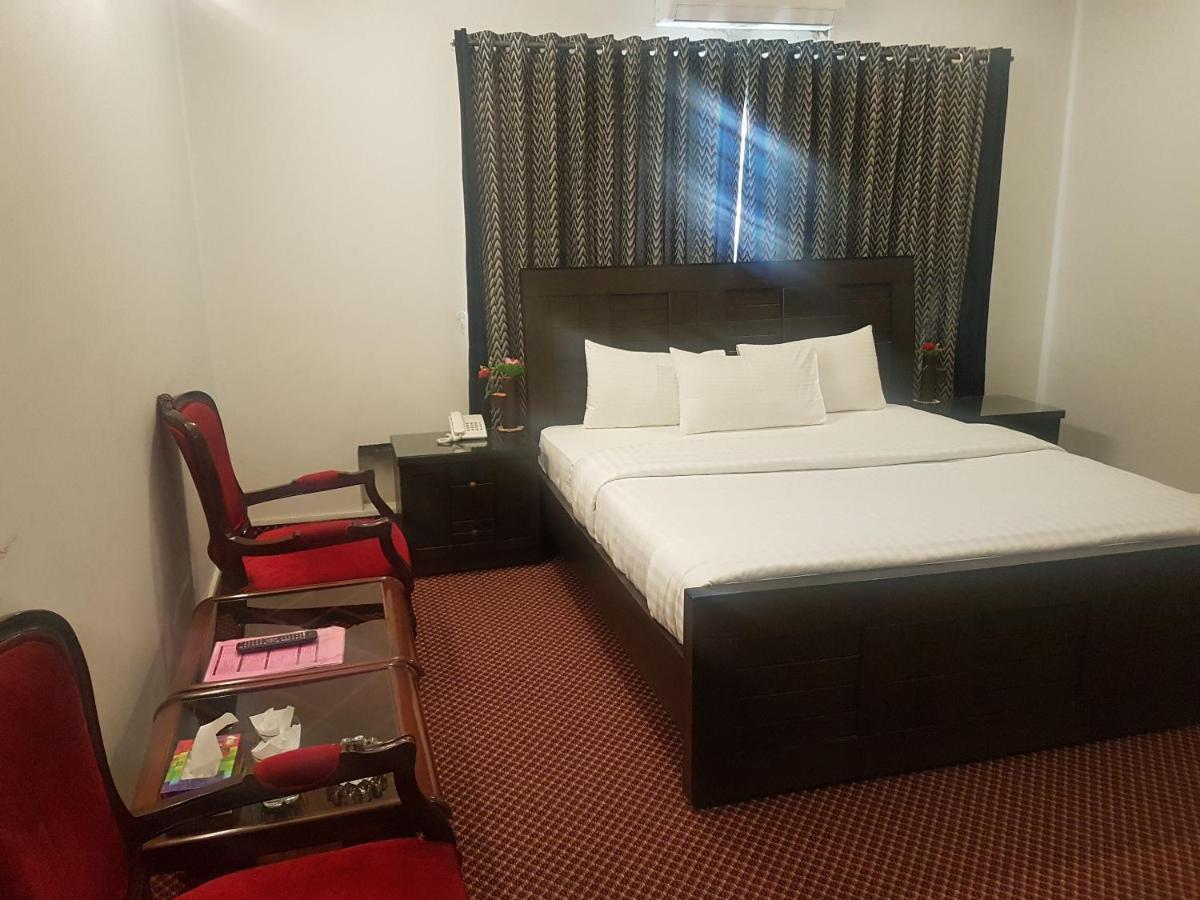 New Shelton Guest House Islamabad Exterior foto